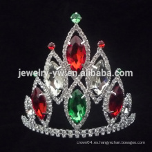 2015 Nuevo estilo Yiwu venden al por mayor el surtidor de la fábrica Niza Romántico Venta caliente Aleación elegante Cristal colorido de la tiara Corona